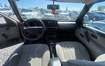 camry 70 le: Volkswagen Jetta: 1990 г., 1.8 л, Бензин, Седан — 8
