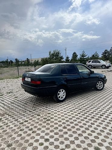 ауди а6 с5 зеркало левое: Volkswagen Jetta: 1996 г., 1.8 л, Механика, Бензин, Седан — 4