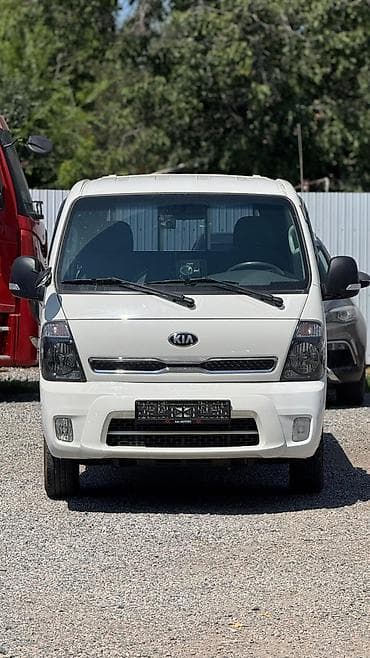 Kia K7: 2020 г., Седан — 3