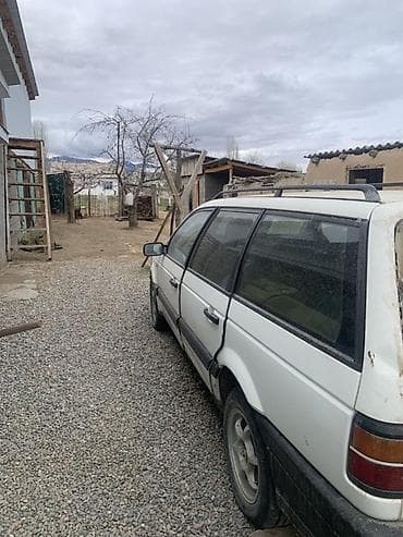 Транспорт: Volkswagen Passat Variant: 1992 г., Ручные, Бензин, Универсал — 2