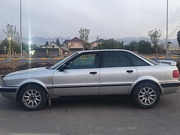 антена 124: Audi 80: 1992 г., Седан — 4