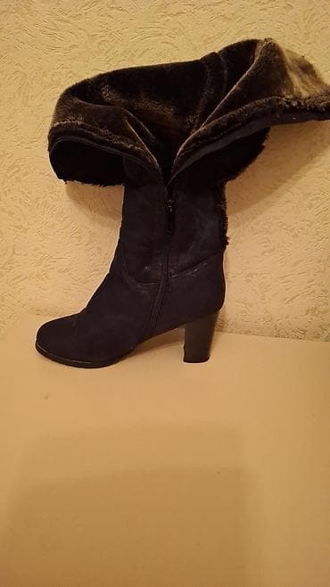 ecco 42: Продаю дёшево замшевые сапоги,в хорошем состоянии! Удобный устойчивый — 2