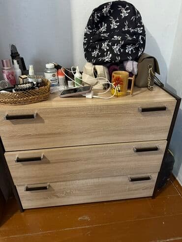 Шифоньер, Прямой