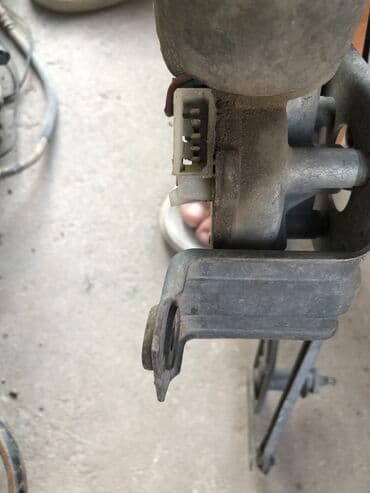 колонки портативные: Моторчик дворника Ауди б2 переходка — 3