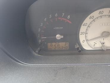 конда: Toyota Ist: 2003 г., 1.5 л, Автомат, Бензин, Хэтчбэк — 8