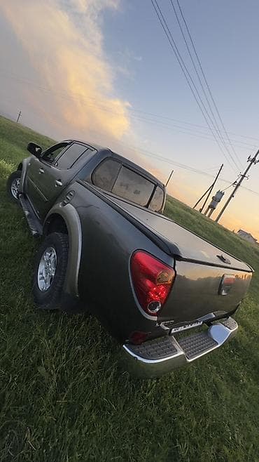 митсубиси л200 цена бу: Mitsubishi L200: 2012 г., 2.5 л, Автомат, Дизель, Пикап — 5