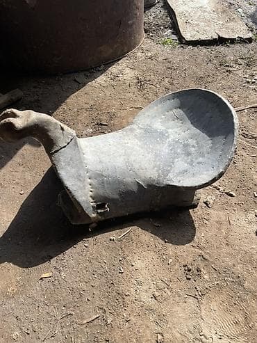 пуф трансформер: Седло-на деревяшку/санки «гусак» из цельного листового металла — 4