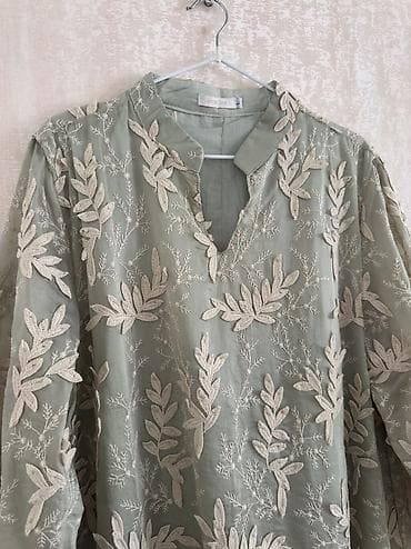 Купили в Саудовской Аравии 📏 Размеры L-XL (свободный летящий крой at lalafo.kg Купили в Саудовской Аравии 📏 Размеры L-XL (свободный летящий крой
