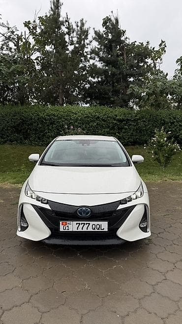 Toyota Prius: 2020 г., 1.8 л, Вариатор, Гибрид, Хэтчбэк — 1