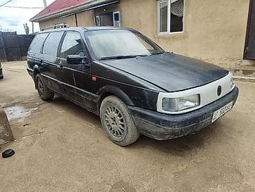 Volkswagen Passat Variant: 1990 г., 1.8 л, Механика, Бензин, Универсал — 1