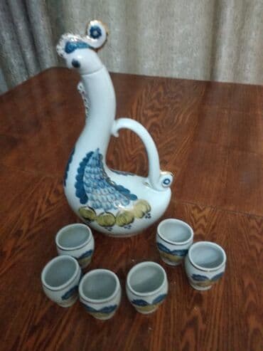 флаг кыргызстана 1898: Коньячный набор раритет. 1500 сом. новый. Молодая гвардия Боконбаева — 1