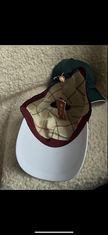 лора пиано обувь: Кепка, Бейсболка, Козырек: Изогнутый, С вышивкой — 4