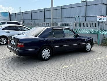 Продажа авто: Mercedes-Benz W124: 1993 г., 3.2 л, Автомат, Бензин, Седан — 3
