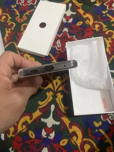 galaxy tab a9: Смартфон с дизайном под iPhone, работает на Android. Основные — 6