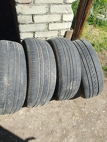 Комплект из 4 летних шин для легкового автомобиля. Особенности: -