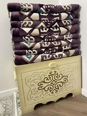 coffee table: Сундук, Б/у, Для приданого невесты, Дерево, Самовывоз, цвет - Бежевый — 3