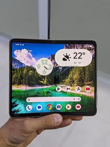 Google Pixel Fold, Б/у, 256 ГБ, цвет - Белый, 1 SIM, eSIM
