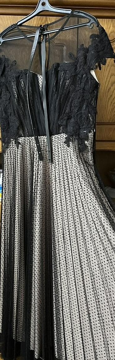 рукавка: 👗 Продам платья в отличном состоянии! Платья б/у — некоторые — 8