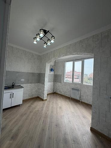 фламинго: 1 комната, 44 м², 106 серия, Киргизия 1 106 серия, 2 этаж, Свежий ремонт — 5