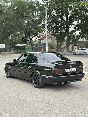 клапан е34: BMW 5 series: 1991 г., 2.5 л, Механика, Бензин, Седан — 4