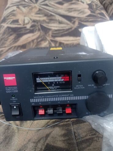 Стабилизированный блок питания Diamond Antenna GSV1200 Особенности: -