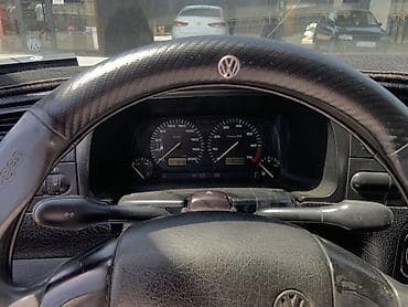 bcd com: Volkswagen Golf: 1993 г., 1.8 л, Механика, Бензин, Хэтчбэк — 5