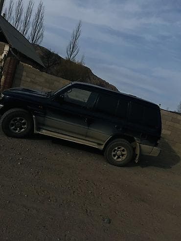 прокат скутера: ⸻ 🚗 Срочно продается Mitsubishi Pajero 📅 Год: 2005 🔧 Двигатель: 2.5 — 9