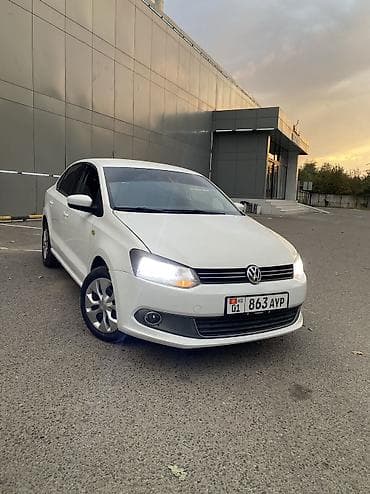 Volkswagen Polo: 2014 г., 1.6 л, Автомат, Седан — 1