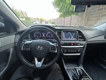 spark 2017: Hyundai Sonata: 2018 г., 2 л, Автомат, Газ, Седан — 7