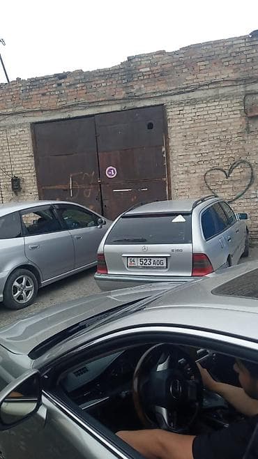 Mercedes-Benz C-Class: 1998 г., 1.8 л, Автомат, Бензин, Универсал — 2