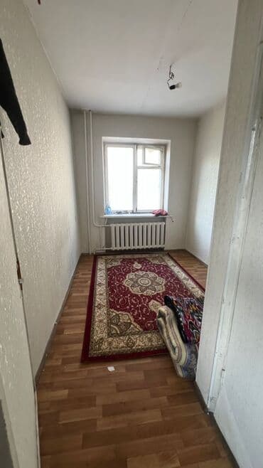 сдается квартира в район старый толчок: 3 комнаты, 52 м², Индивидуалка, 4 этаж, Старый ремонт — 4