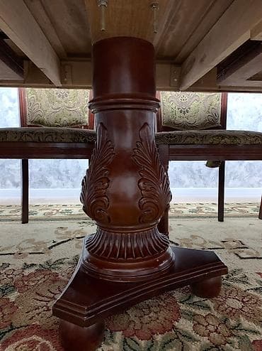 coffee table: Стол Ширина 120 см Длина 3 метра, удлиняется до 4 метра. Состав — 1