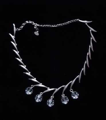 украшения с национальными узорами: Изящное вечернее колье с горным хрусталём, не темнеет. Производство — 2