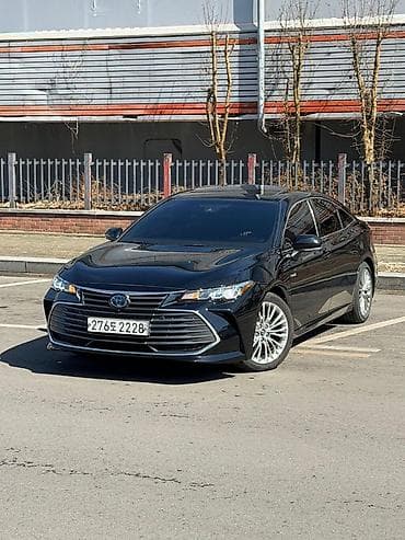 Продажа авто: Toyota Avalon: 2021 г., Гибрид, Седан — 1