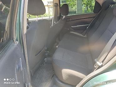 byd e2 2024: Chevrolet Aveo: 2013 г., 1.5 л, Автомат, Газ, Седан — 4