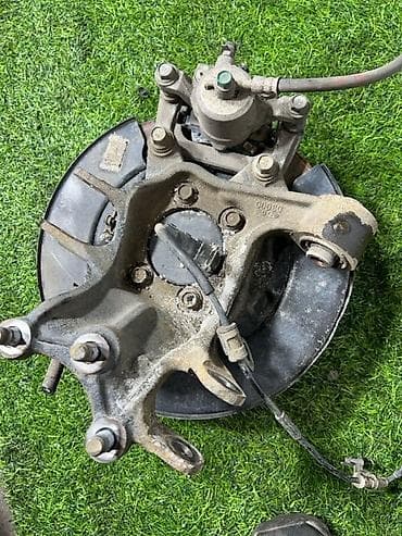 tucson: Цапфа задняя в сборе для Hyundai Tucson TL (поколение 3), год 2016 — 1