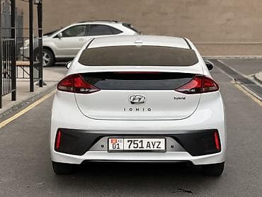 cruser: Hyundai Ioniq: 2020 г., 1.6 л, Автомат, Гибрид, Лифтбек — 4