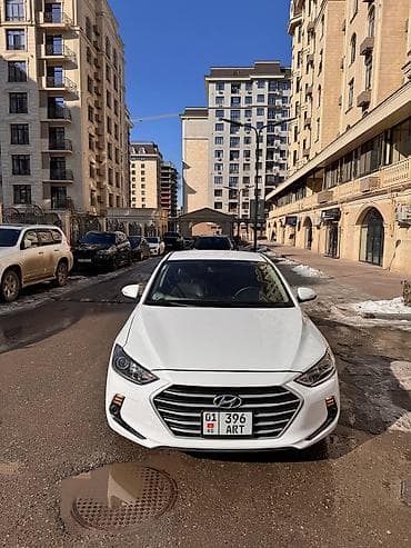 Hyundai Avante: 2017 г., 1.6 л, Автомат, Бензин, Седан