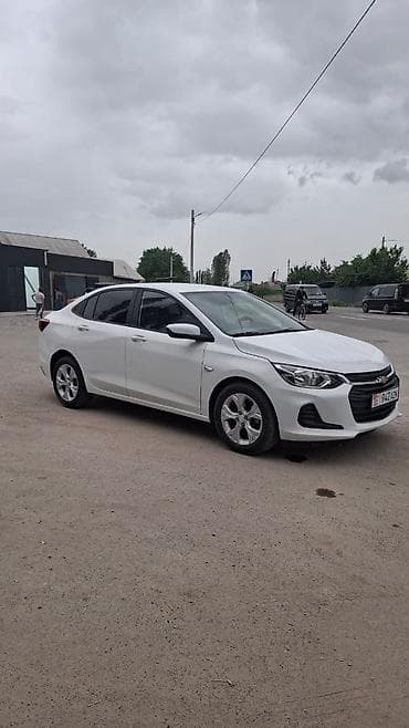 2020: Chevrolet Onix: 2020 г., 1 л, Автомат, Бензин, Седан — 1