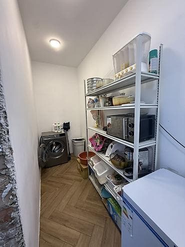 чертёж дом: Продаётся двухэтажный частный дом с просторным двором и навесом. Есть — 10