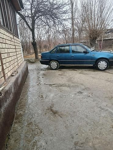 вампер виш: Daewoo Nexia: 1999 г., 1.5 л, Механика, Бензин, Седан — 1