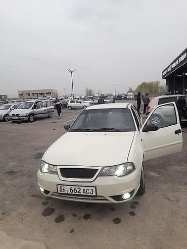 е34 530: Daewoo Nexia: 2010 г., Седан — 3