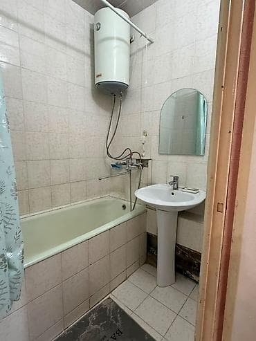 Батирлер: 2 бөлмө, 50 м², 11-мкр 105-серия, 1 кабат, Жаңы ремонт — 7