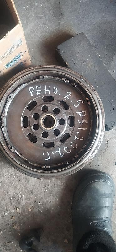 renault: Renault trafic 2.5 дизель демпферный маховик — 1