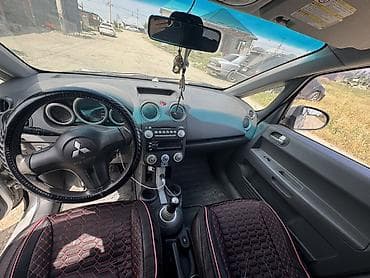 машиа: Mitsubishi Colt: 2004 г., 1.5 л, Робот, Бензин, Хэтчбэк — 6