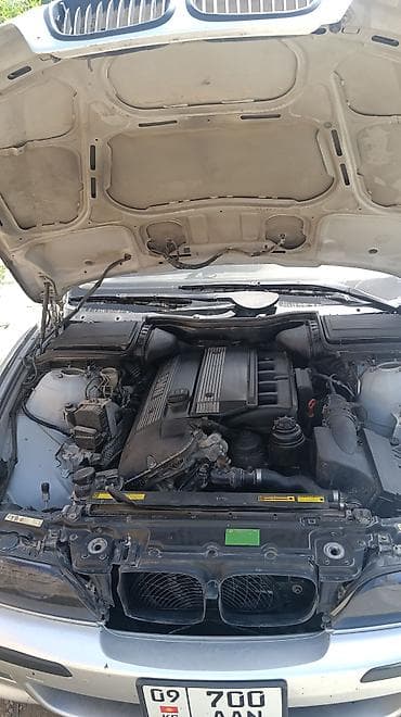 Унаа: BMW 5 series: 2000 г., 2.5 л, Кол менен иштөөчү, Бензин, Седан — 10
