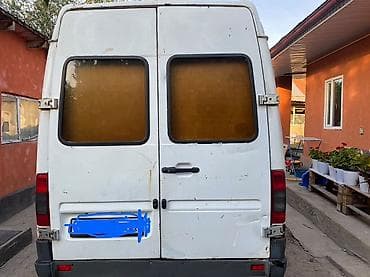 sprinter 2016: Грузовой фургон Mercedes‑Benz Sprinter (длинная база, высокая крыша) — 7