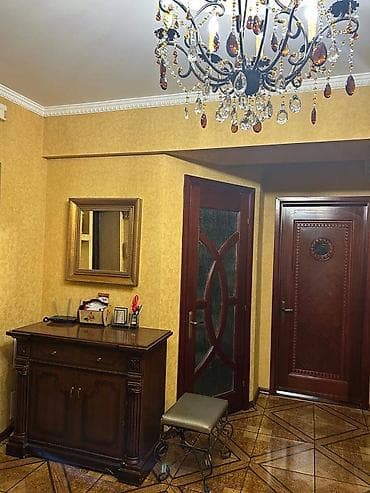 куплю элитные квартиры: 5 комнат, 152 м², Элитка, 2 этаж — 2