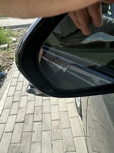 8: Toyota Prius: 2017 г., 1.8 л, Автомат, Гибрид, Лифтбек — 8