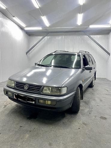 Volkswagen Passat Variant: 1994 г., 1.8 л, Механика, Бензин, Универсал